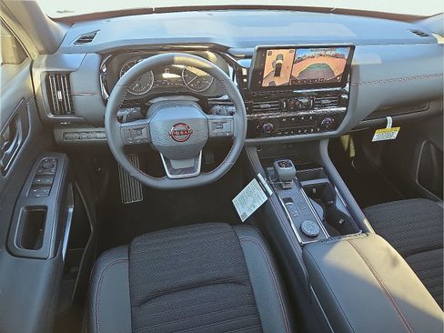 New 2026 Nissan Pathfinder Rock Creek AWD/4WD image 11