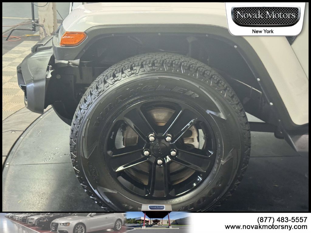 Used 2021 Jeep Wrangler Unlimited Sahara AWD/4WD image 10
