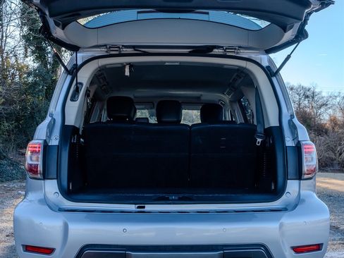 Used 2019 Nissan Armada SL w/ Premium Package image 9