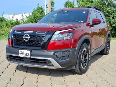 Used 2023 Nissan Pathfinder Rock Creek AWD/4WD image 2