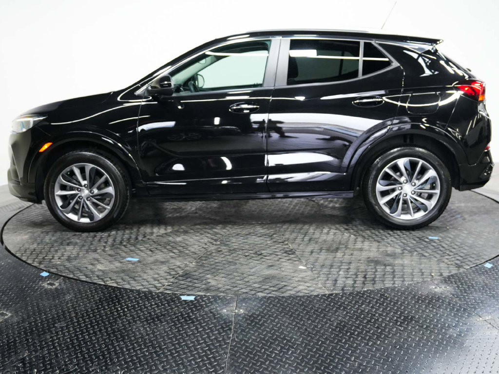 Used 2023 Buick Encore GX Select w/ Sport Touring Package AWD/4WD image 4