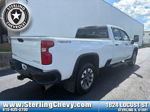 Used 2021 Chevrolet Silverado 2500 Custom w/ Custom Value Package AWD/4WD image 3