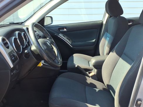 Used 2007 Toyota Matrix XR FWD image 7