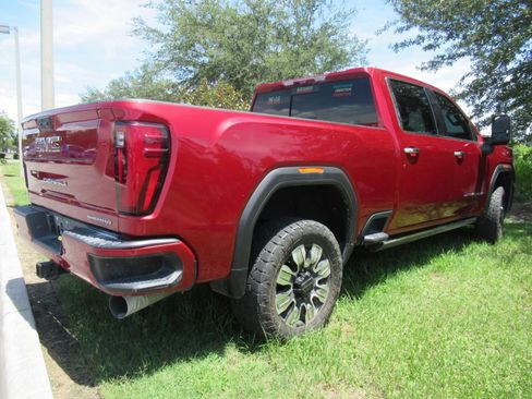 Used 2024 GMC Sierra 2500 Denali w/ Denali Reserve Package AWD/4WD image 4