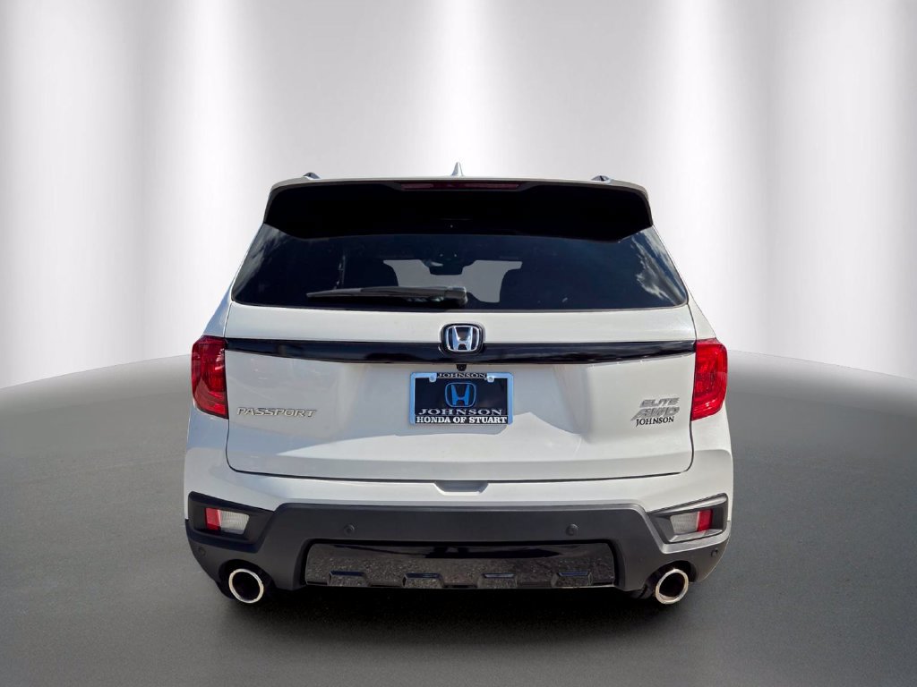 Certified 2023 Honda Passport Elite image 4
