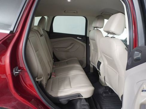 Used 2017 Ford Escape Titanium image 39