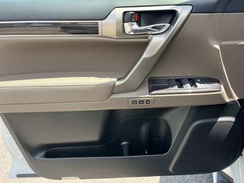 Used 2020 Lexus GX 460 Premium AWD/4WD image 29