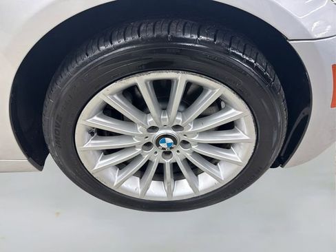 Used 2011 BMW 535i xDrive Sedan image 15