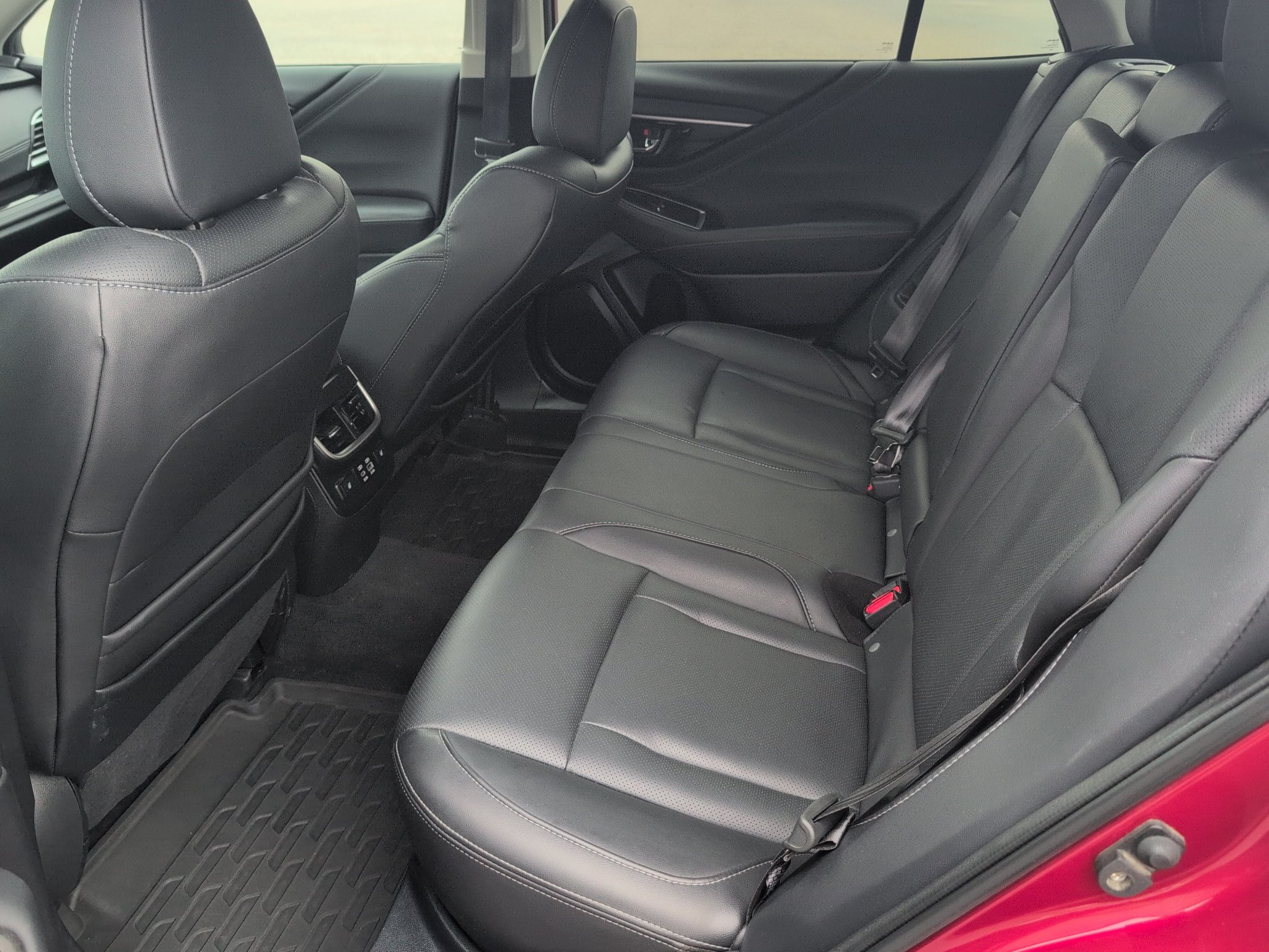 Used 2024 Subaru Outback Touring XT AWD/4WD image 12