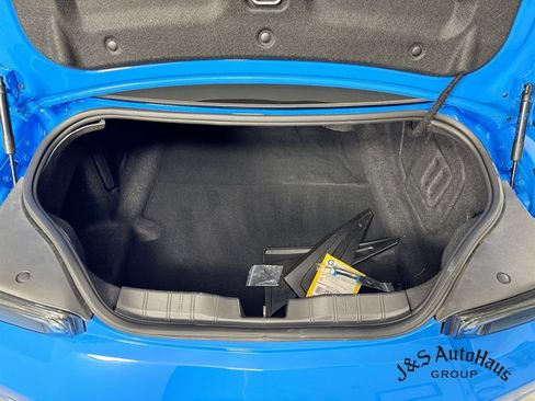Used 2023 Chevrolet Camaro SS RWD image 31