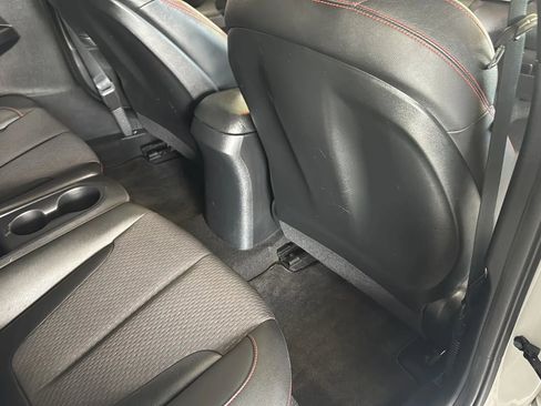 Used 2019 Hyundai Veloster Turbo FWD image 26
