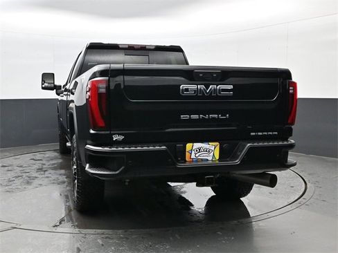 Certified 2025 GMC Sierra 2500 Denali Ultimate image 6