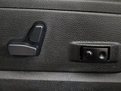 Used 2023 RAM 1500 Classic Warlock image 28