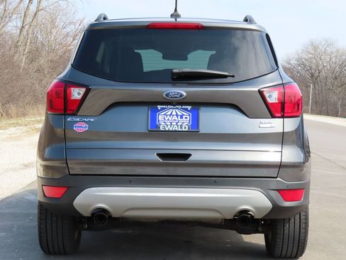 Used 2019 Ford Escape SEL image 11