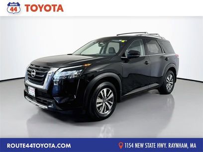 Used 2022 Nissan Pathfinder SL