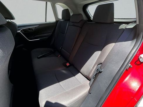 Used 2024 Toyota RAV4 LE FWD image 24