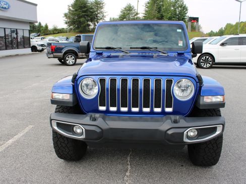 Used 2020 Jeep Wrangler Unlimited Sahara w/ Safety Group AWD/4WD image 3