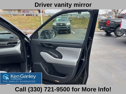 Used 2023 Toyota Highlander L FWD image 57