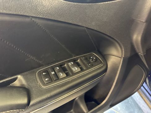 Used 2016 Dodge Charger SRT Hellcat RWD image 17