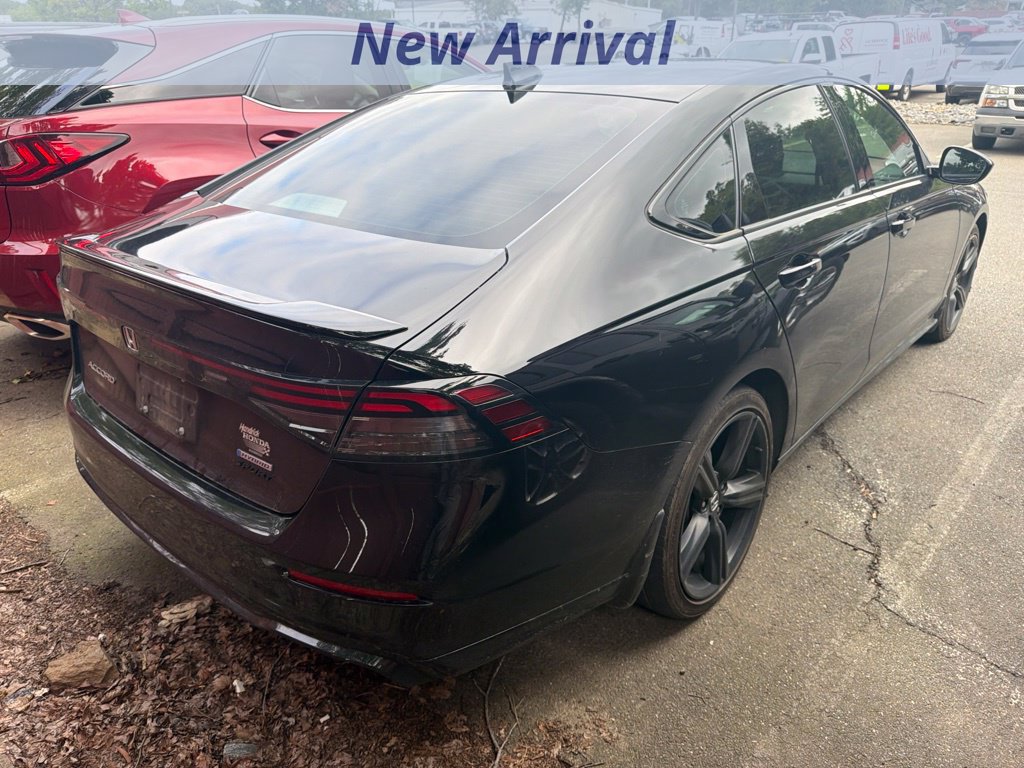 Used 2024 Honda Accord Sport image 6