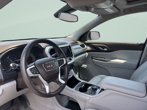 Used 2023 GMC Acadia SLT w/ Preferred Package AWD/4WD image 15