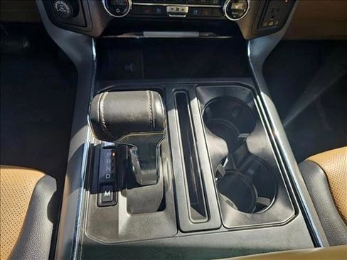 Used 2021 Ford F150 Lariat w/ Max Trailer Tow Package image 22