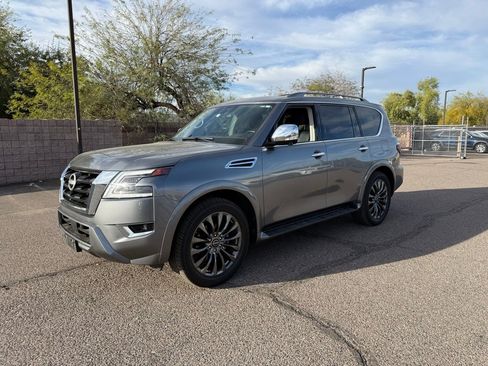 Used 2024 Nissan Armada Platinum w/ Captain's Chairs Package image 7