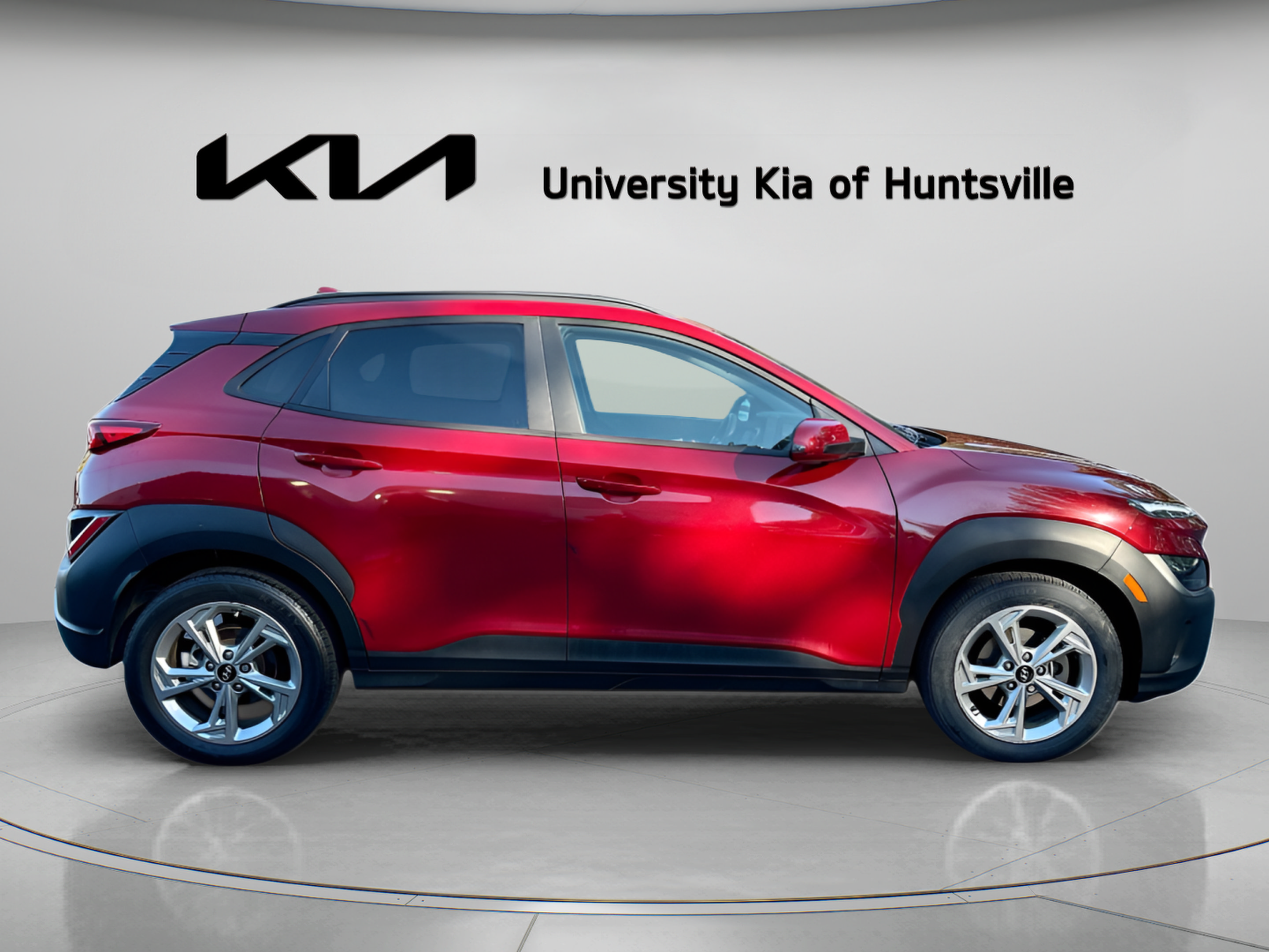 Used 2023 Hyundai Kona SEL w/ Convenience Package FWD image 9