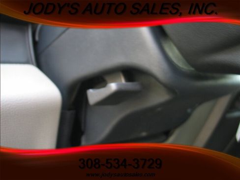 Used 2022 Ford F250 XL w/ Power Equipment Group image 7