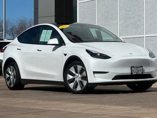 Used 2023 Tesla Model Y Long Range video 2
