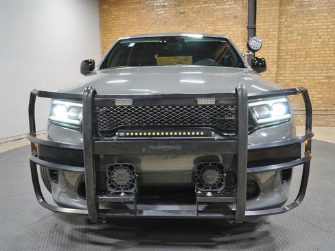 Used 2023 Dodge Durango AWD image 4