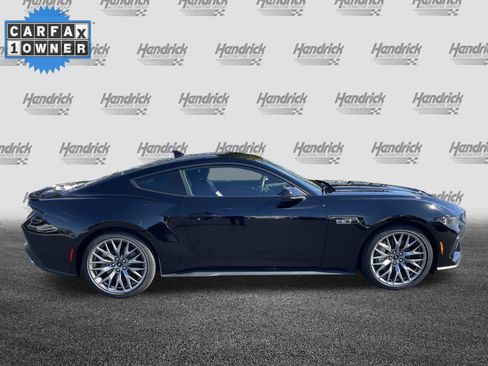 Used 2025 Ford Mustang GT Premium image 10