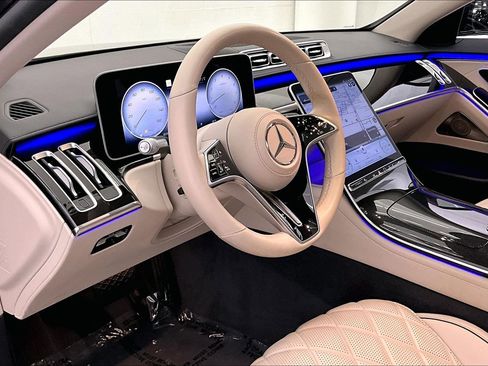 Certified 2022 Mercedes-Benz S 580 4MATIC Sedan image 18