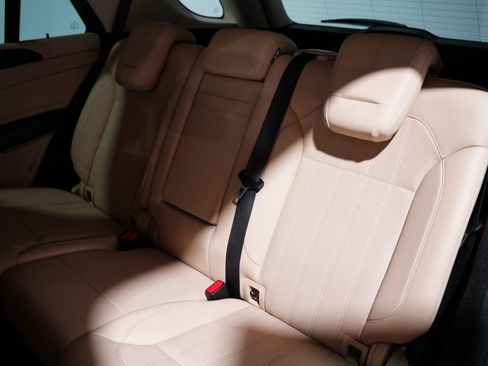 Used 2016 Mercedes-Benz GLE 350 SUV image 14