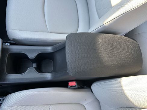 Used 2026 Toyota Corolla Cross L AWD/4WD image 44