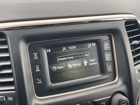 Used 2017 Jeep Grand Cherokee Laredo w/ Quick Order Package 23E AWD/4WD image 28