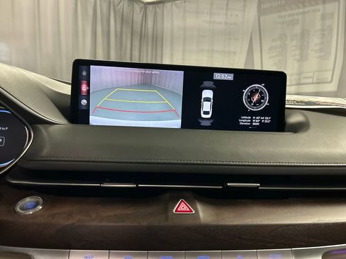 Used 2022 Genesis G80 2.5T w/ Advanced Package image 16