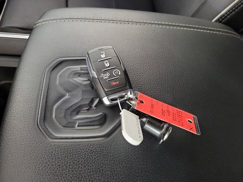 Used 2025 RAM 2500 Laramie image 25