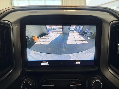 Used 2022 Chevrolet Silverado 1500 LT Trail Boss w/ LPO, Dark Essentials Package AWD/4WD image 37
