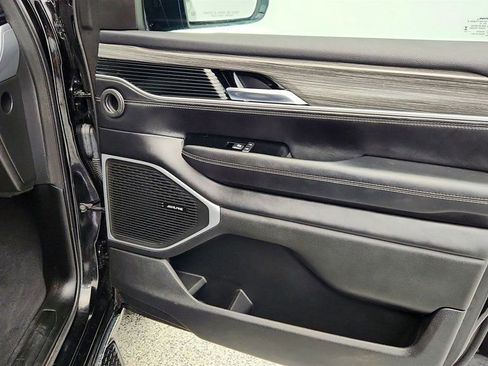 Used 2023 Jeep Wagoneer Series II w/ Premium Group I image 26