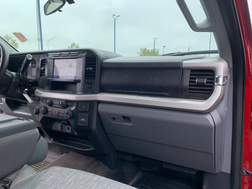 Used 2024 Ford F350 XLT AWD/4WD image 29