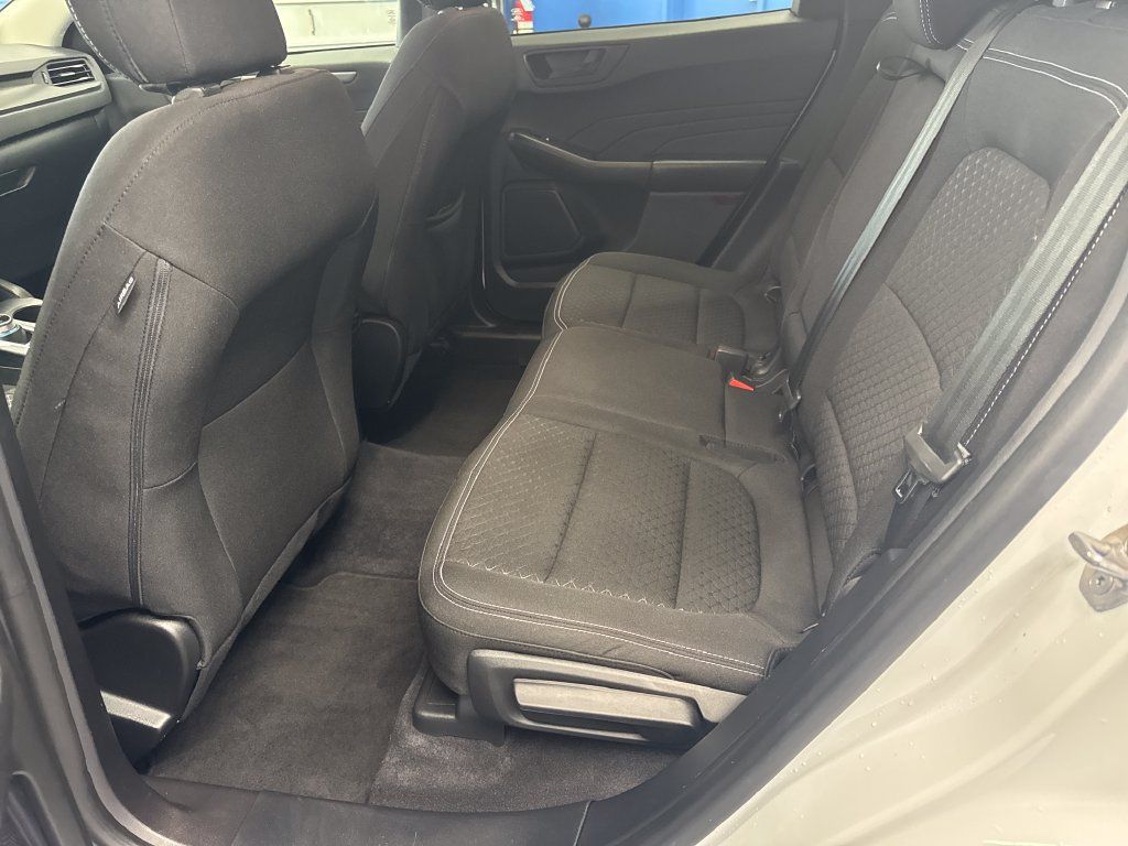 Used 2023 Ford Escape Active w/ Tech Pack #1 AWD/4WD image 27