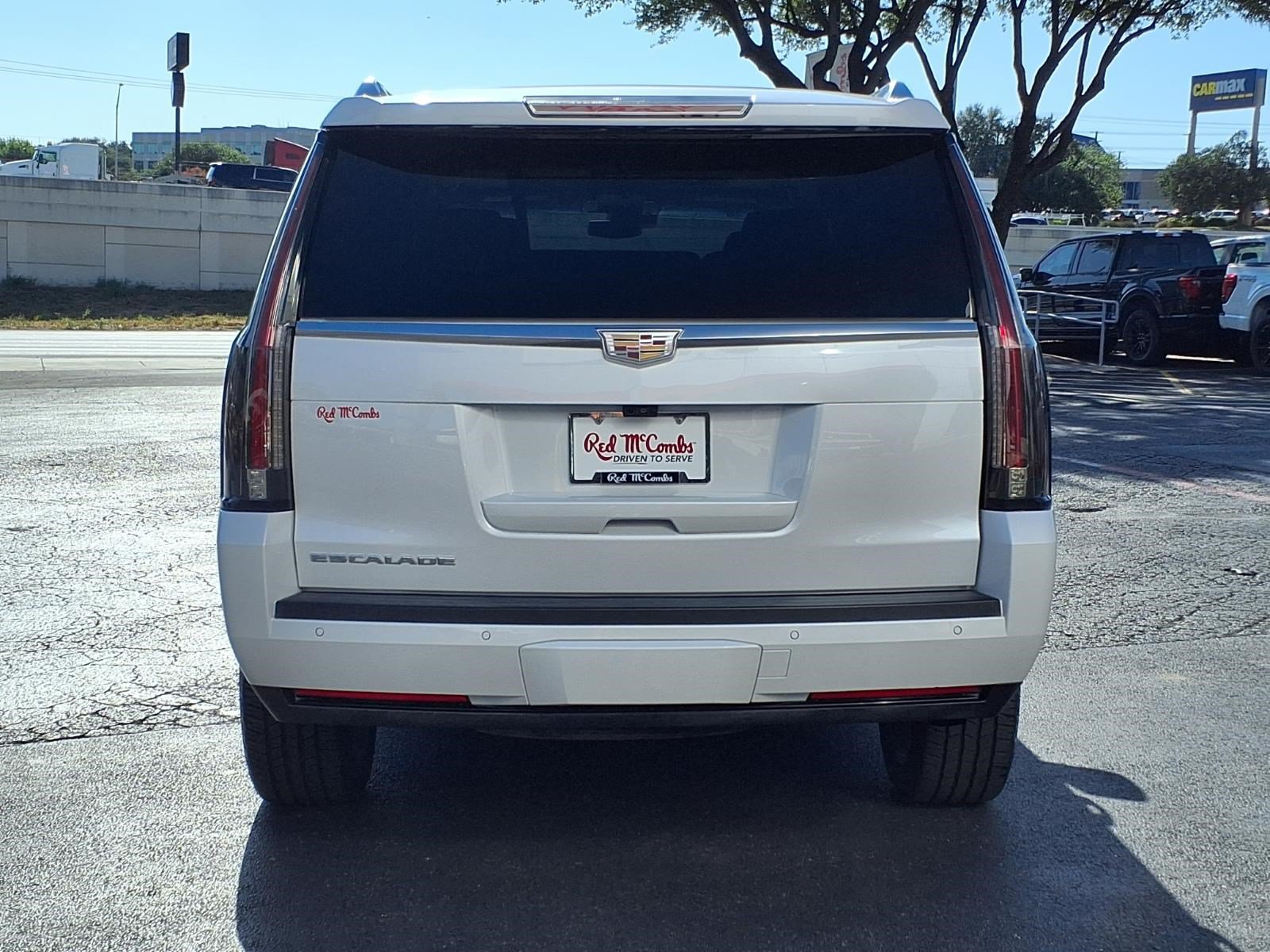 Used 2020 Cadillac Escalade Luxury RWD image 7