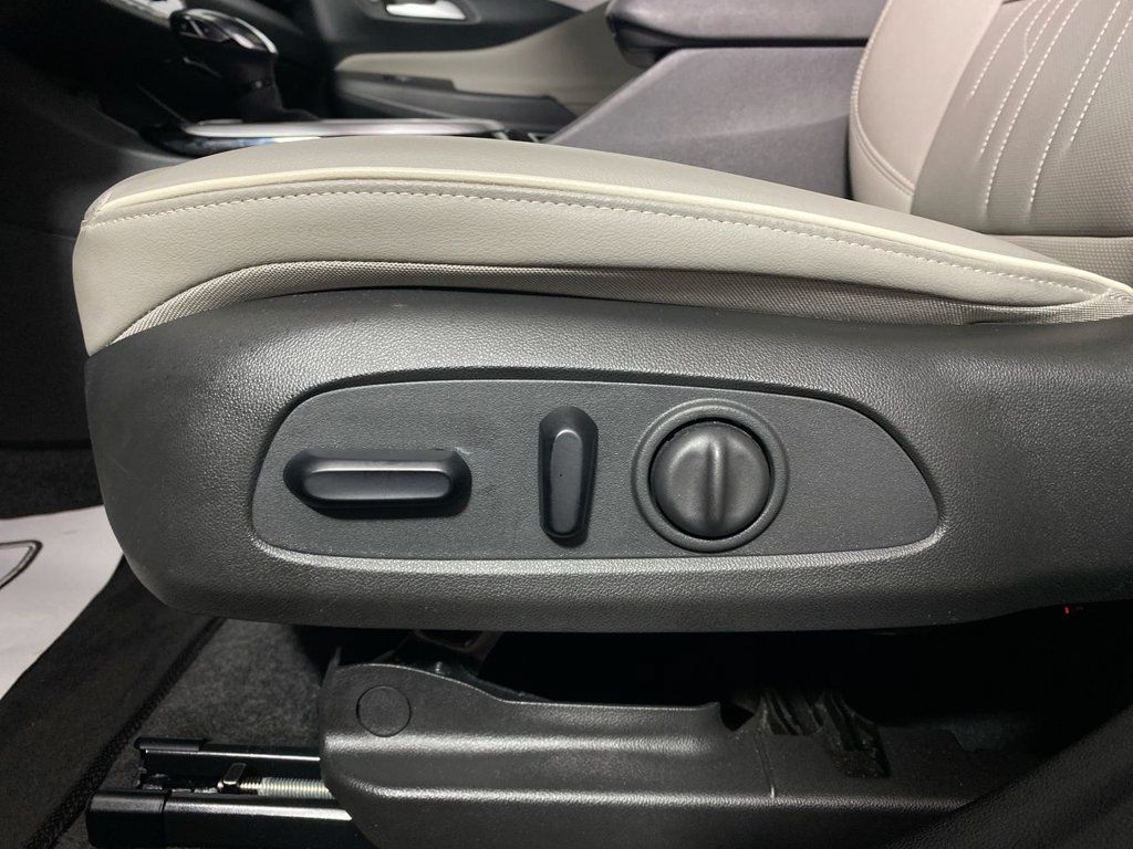 Certified 2024 Buick Envista Avenir FWD image 12