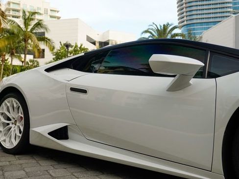 Used 2016 Lamborghini Huracan LP 610-4 Avio image 37