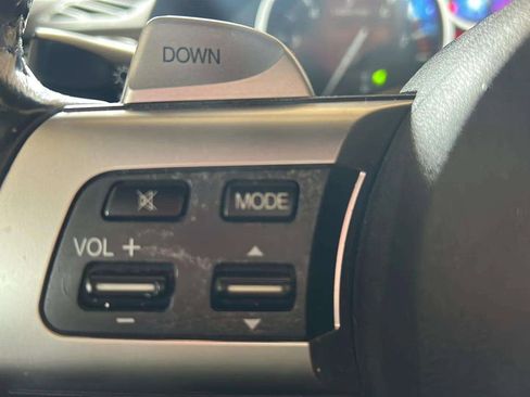 Used 2006 MAZDA MX-5 Miata Grand Touring w/ Premium Pkg image 10