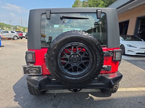 Used 2009 Jeep Wrangler X AWD/4WD image 5