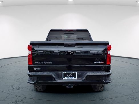 Used 2024 Chevrolet Silverado 1500 ZR2 w/ Technology Package image 6