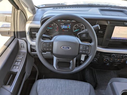 New 2026 Ford F250 XLT w/ FX4 Off-Road Package AWD/4WD image 17