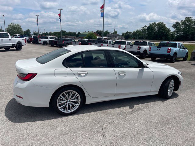 Used 2023 BMW 330i xDrive Sedan w/ Driving Assistance Package AWD/4WD image 8